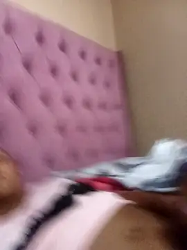 ShooingBunch online show from September 2025 06:24:01 AM