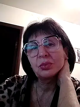 Snapshot of AlbinaXPretty chatting on January 2025 07:10:01 PM AlbinaXPretty online show from January 2025 07:10:01 PM