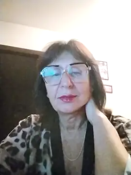 Snapshot of AlbinaXPretty chatting on September 2025 08:08:01 PM AlbinaXPretty online show from September 2025 08:08:01 PM