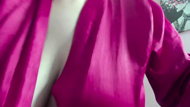 dolly zoe online show from March 2025 05:18:02 AM