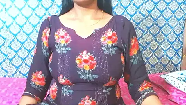 Snapshot of nikitahot3 chatting on May 2026 08:09:01 AM nikitahot3 online show from May 2026 08:09:01 AM