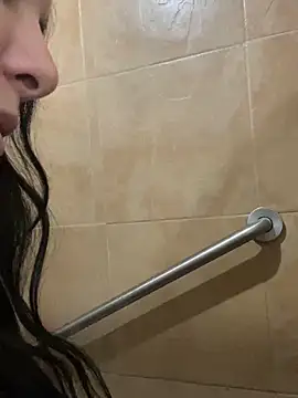 xocrybaby online show from December 2024 05:51:02 PM