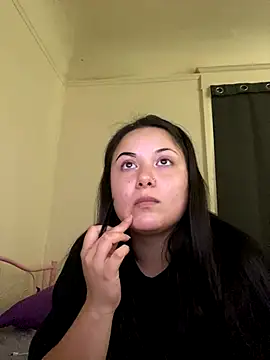 xocrybaby online show from October 2025 06:28:01 PM