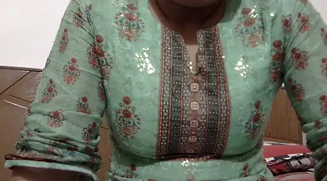 Snapshot of shekira99 chatting on March 2025 02:51:02 PM shekira99 online show from March 2025 02:51:02 PM