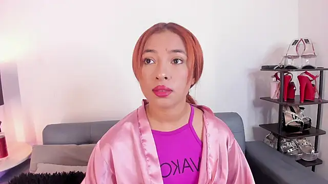 Snapshot of valerycolins chatting on March 2025 03:06:01 AM valerycolins online show from March 2025 03:06:01 AM