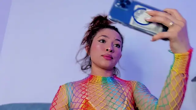 Snapshot of valerycolins chatting on October 2025 02:42:02 AM valerycolins online show from October 2025 02:42:02 AM