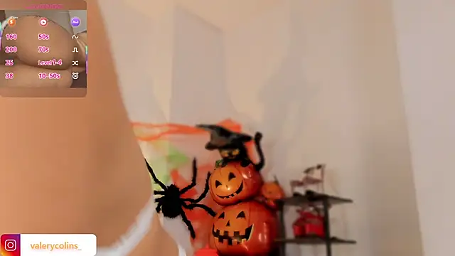 Snapshot of valerycolins chatting on October 2025 07:29:01 AM valerycolins online show from October 2025 07:29:01 AM