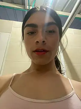 valendoll online show from February 2025 11:17:01 PM