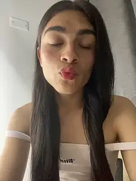 valendoll online show from March 2025 06:05:01 AM