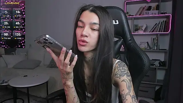 vinkitinkii online show from February 2025 07:13:01 AM