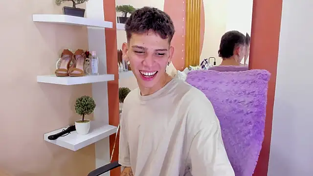 Jasson smit online show from December 2024 01:01:02 PM