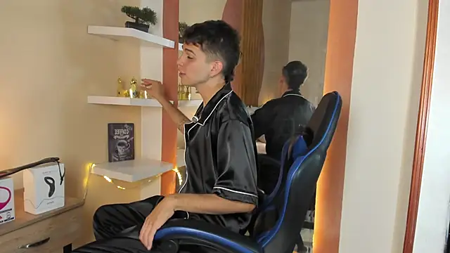 Jasson smit online show from October 2025 02:12:02 PM