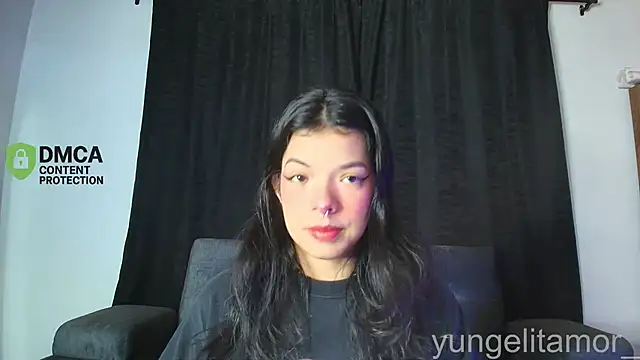 Snapshot of yungelitamor_ chatting on November 2025 05:02:01 AM yungelitamor online show from November 2025 05:02:01 AM