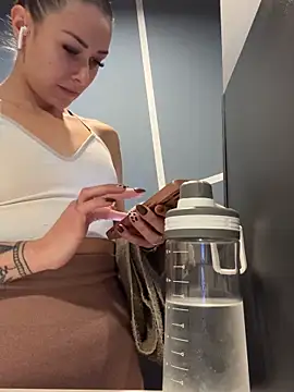 petrouchkaaa  online show from March 2025 09:22:02 AM