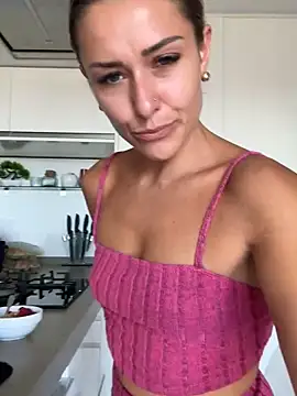 petrouchkaaa  online show from September 2025 08:25:02 AM