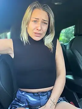 petrouchkaaa  online show from October 2025 08:59:01 AM