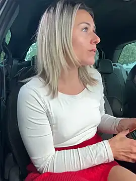 petrouchkaaa  online show from March 2026 12:11:01 PM