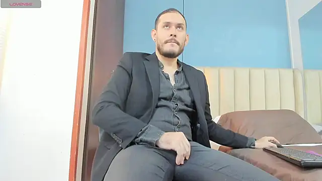 jeanpiere  online show from November 2025 12:36:02 PM