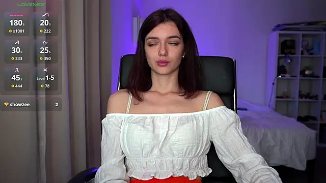 olivia jeas online show from October 2025 09:17:02 PM