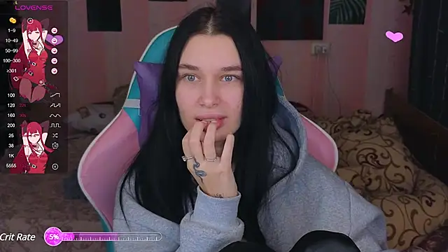 Amanda Tender online show from December 2024 09:33:01 PM