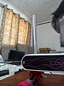 Snapshot of hornycreamybabe chatting on March 2025 09:40:01 AM hornycreamybabe online show from March 2025 09:40:01 AM