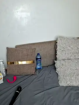 hornycreamybabe online show from June 2026 08:46:01 PM