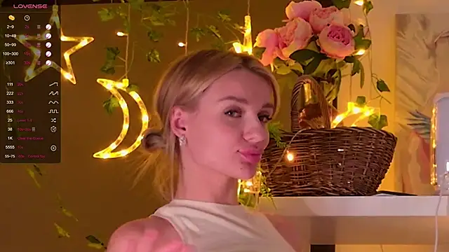 MissLovex online show from March 2025 05:02:01 PM