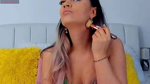 Snapshot of AllisonSweets chatting on January 2025 11:20:02 AM AllisonSweets online show from January 2025 11:20:02 AM