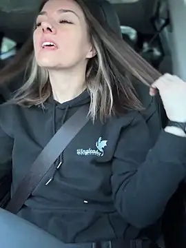 LadyLena1 online show from January 2025 04:09:01 PM