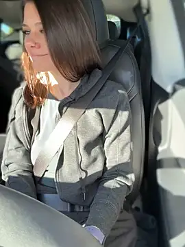 LadyLena1 online show from October 2025 06:08:01 PM