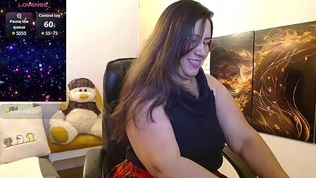 Snapshot of amalia_brunette chatting on December 2025 12:49:02 AM amalia brunette online show from December 2025 12:49:02 AM