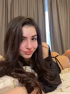 Snapshot of SofiaLaLight chatting on December 2024 10:21:01 AM SofiaLaLight online show from December 2024 10:21:01 AM