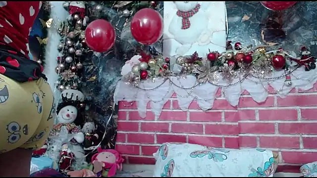 DesireDirtyTS   online show from December 2025 12:36:01 PM