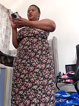 Snapshot of Bootyliciousbbw12 chatting on March 2025 01:51:01 PM Bootyliciousbbw12 online show from March 2025 01:51:01 PM