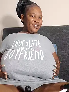 Snapshot of Bootyliciousbbw12 chatting on October 2025 06:47:01 AM Bootyliciousbbw12 online show from October 2025 06:47:01 AM