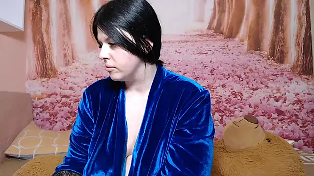 Annatrybebetter online show from March 2026 09:19:02 PM