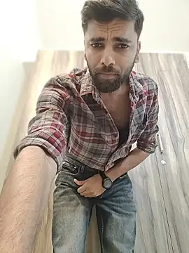 18 couple sex online show from August 2026 09:08:02 AM