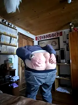 Chris8149 online show from February 2025 01:30:01 PM