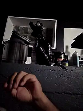 Snapshot of parker321516 chatting on April 2026 03:39:02 AM parker321516 online show from April 2026 03:39:02 AM