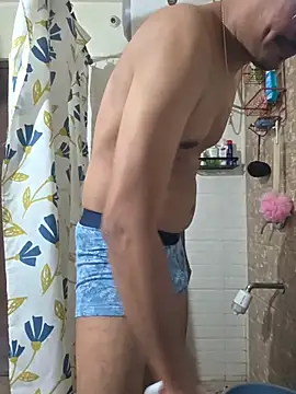 Snapshot of surfer_fun29 chatting on December 2025 07:03:02 AM surfer fun29 online show from December 2025 07:03:02 AM