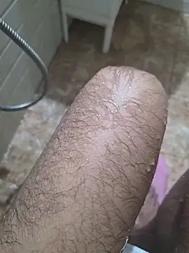 Snapshot of surfer_fun29 chatting on December 2025 11:17:02 AM surfer fun29 online show from December 2025 11:17:02 AM