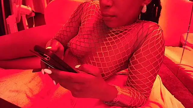 Snapshot of ROXYNL chatting on September 2025 09:42:01 PM ROXYNL online show from September 2025 09:42:01 PM