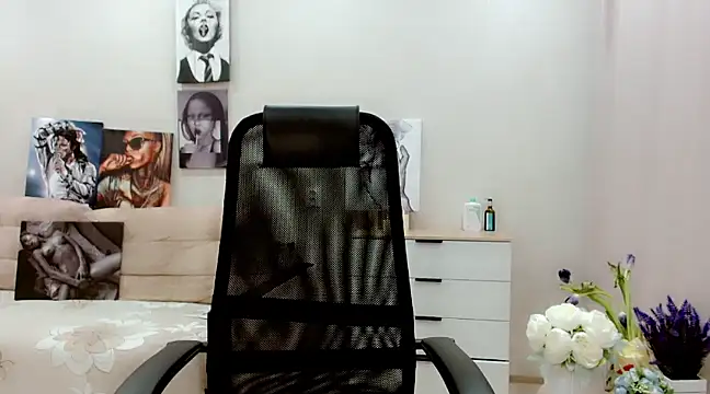 EveLove33 online show from March 2025 06:50:02 PM