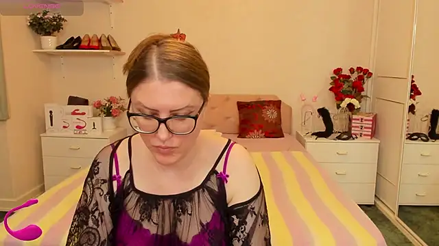 AmandamurX online show from June 2026 01:32:01 PM