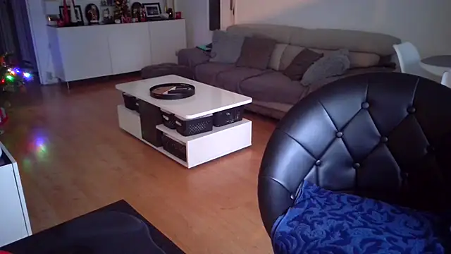 Snapshot of sarametisse26 chatting on December 2025 08:01:01 AM sarametisse26 online show from December 2025 08:01:01 AM