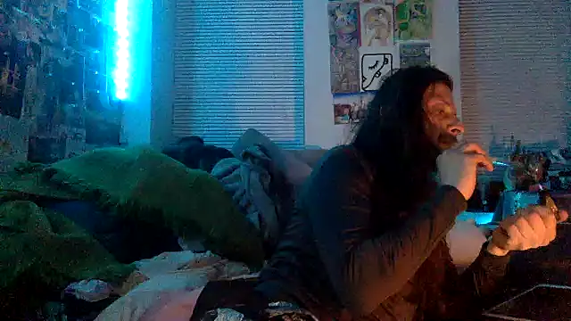 Snapshot of DownstairsSky chatting on December 2024 03:27:02 AM DownstairsSky online show from December 2024 03:27:02 AM