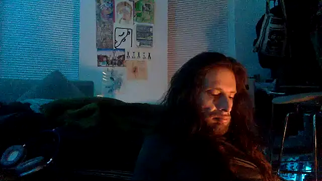 Snapshot of DownstairsSky chatting on December 2024 11:11:02 AM DownstairsSky online show from December 2024 11:11:02 AM