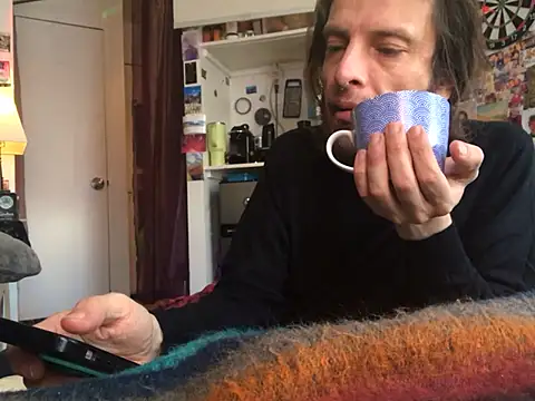 Snapshot of DownstairsSky chatting on January 2025 05:13:01 PM DownstairsSky online show from January 2025 05:13:01 PM