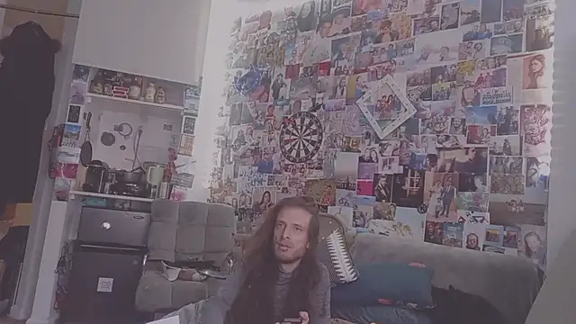 Snapshot of DownstairsSky chatting on March 2025 01:07:01 PM DownstairsSky online show from March 2025 01:07:01 PM