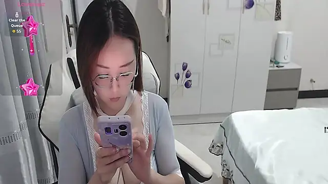 Snapshot of -orange_ chatting on July 2026 03:12:01 AM -orange online show from July 2026 03:12:01 AM
